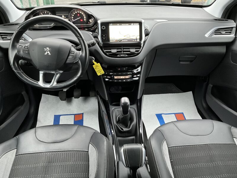 PEUGEOT 2008  2017