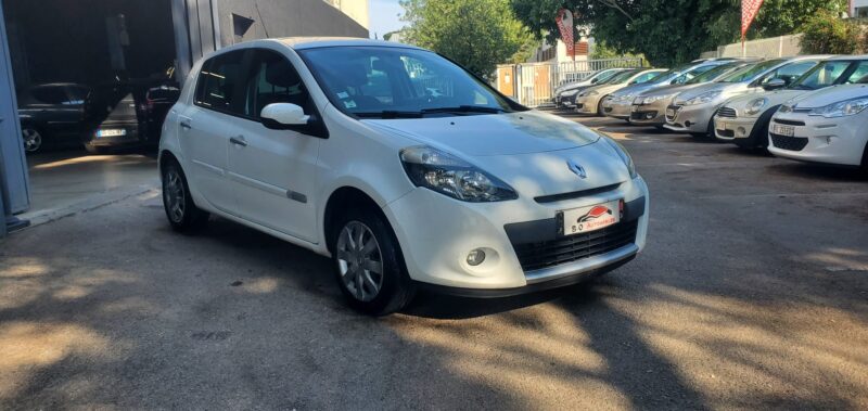 Renault Clio III TOMTOM phase 2 