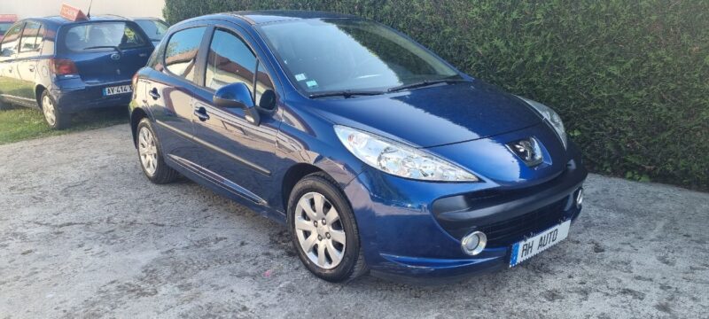 Peugeot 207 1.6 HDI 16V 90CH BLUE LION PREMIUM