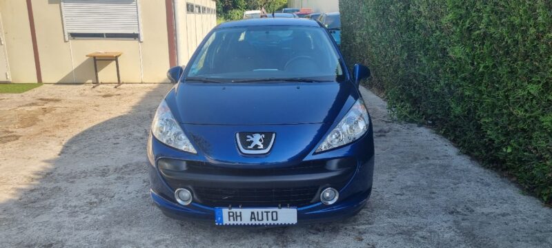 Peugeot 207 1.6 HDI 16V 90CH BLUE LION PREMIUM