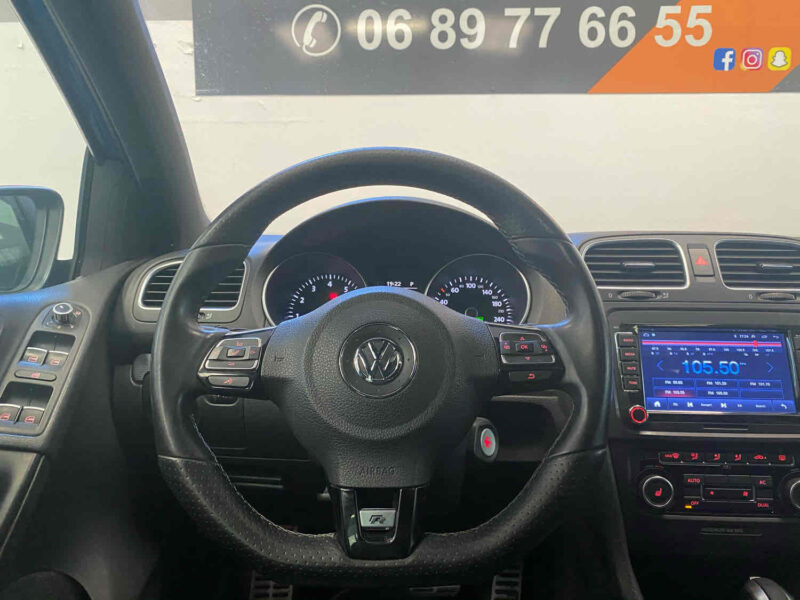 VOLKSWAGEN GOLF  2012