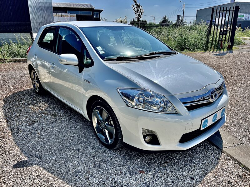 TOYOTA AURIS DYNAMIC GPS 2012