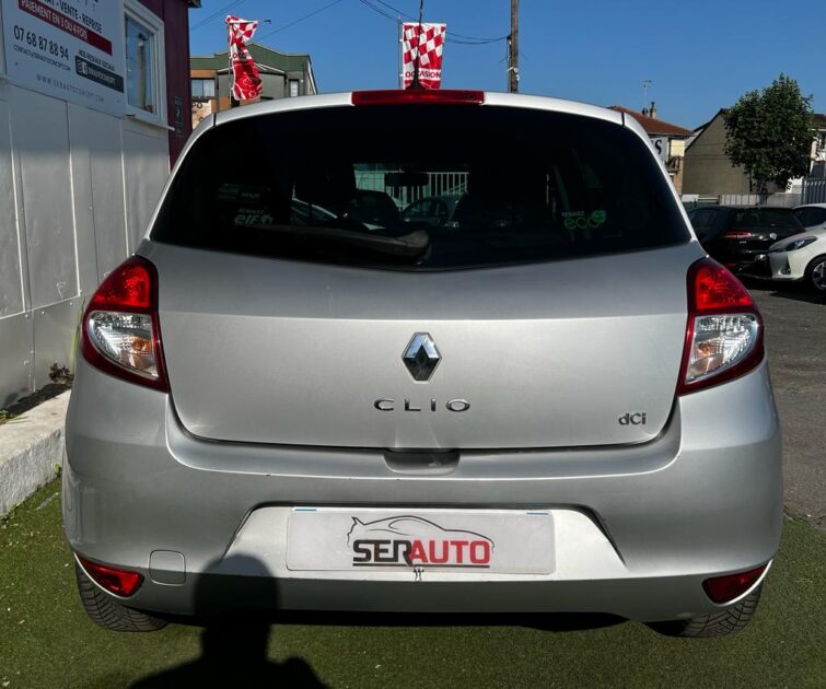 RENAULT CLIO III 2011