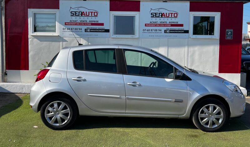 RENAULT CLIO III 2011