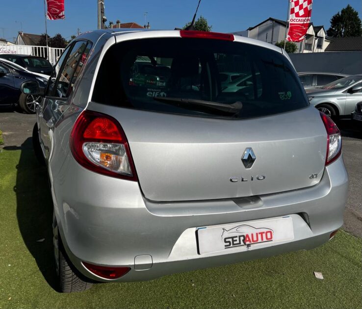 RENAULT CLIO III 2011