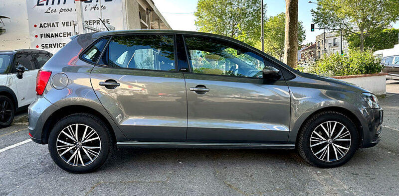 VOLKSWAGEN POLO V 2016