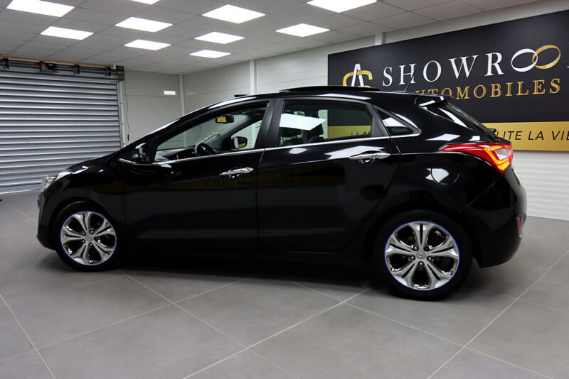 HYUNDAI I30 2012