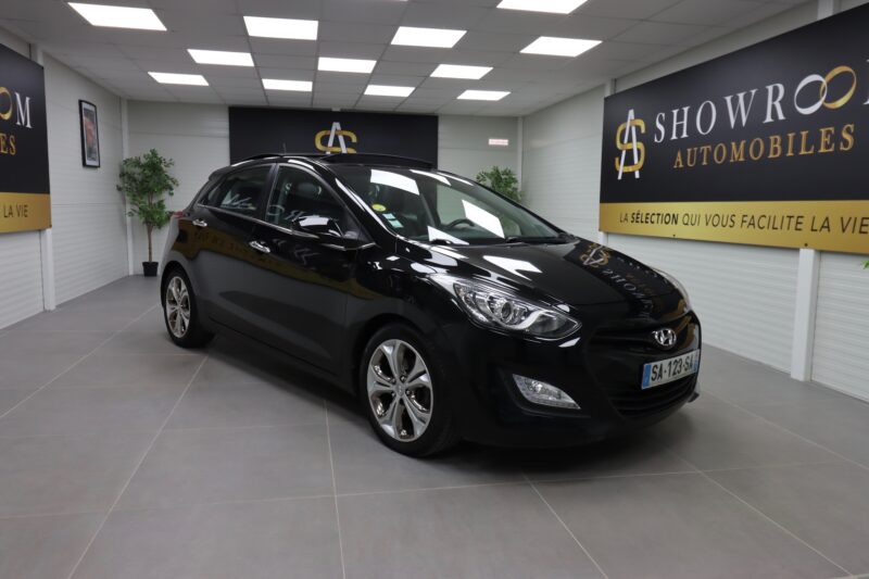 HYUNDAI I30 2012