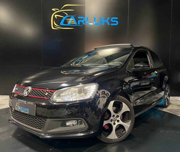 VOLKSWAGEN POLO 5  2012