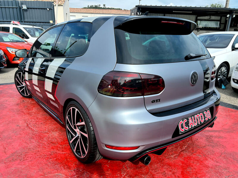 VOLKSWAGEN GOLF VI 2011