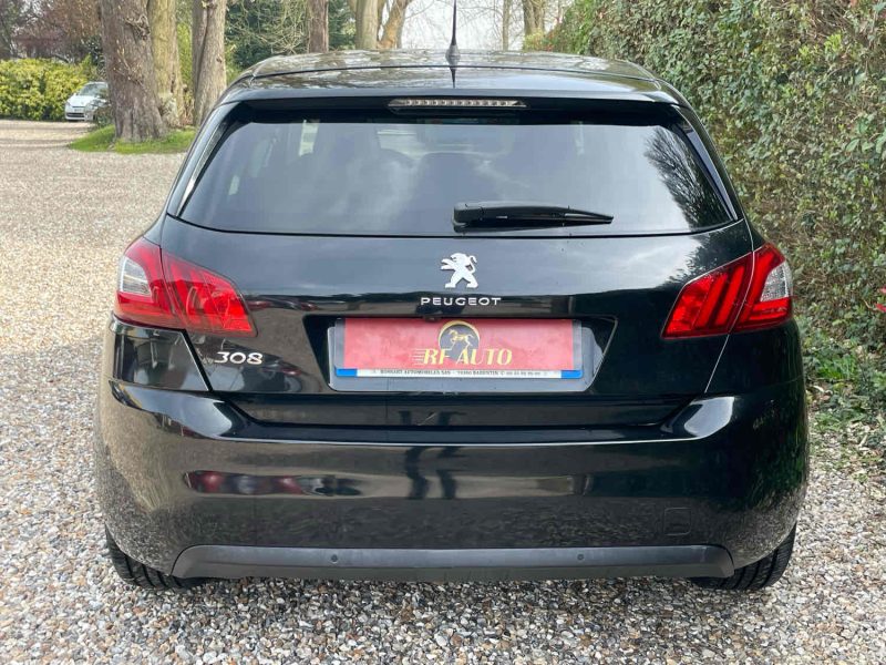 PEUGEOT 308 II 2014 1.6 156cv