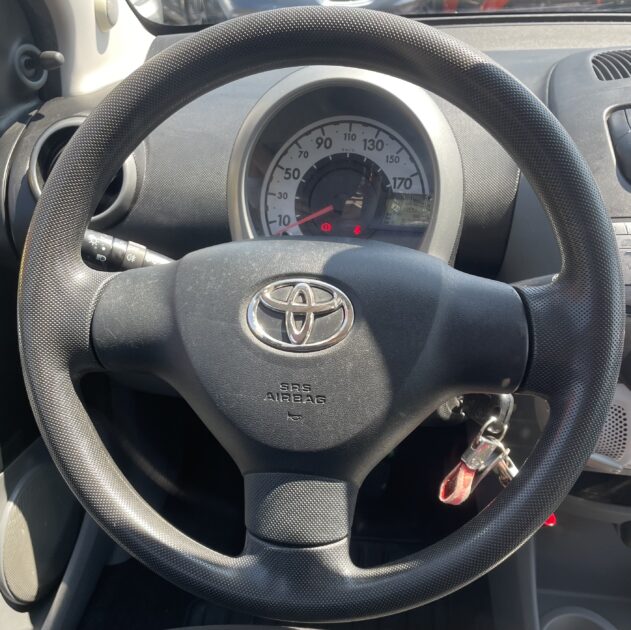 TOYOTA AYGO 2011