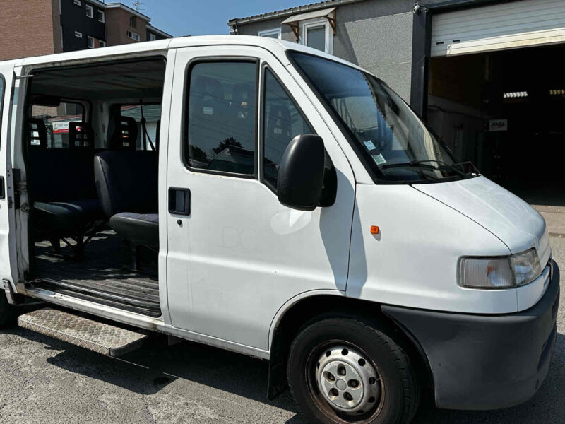 PEUGEOT BOXER MINI BUS 9 PLACES