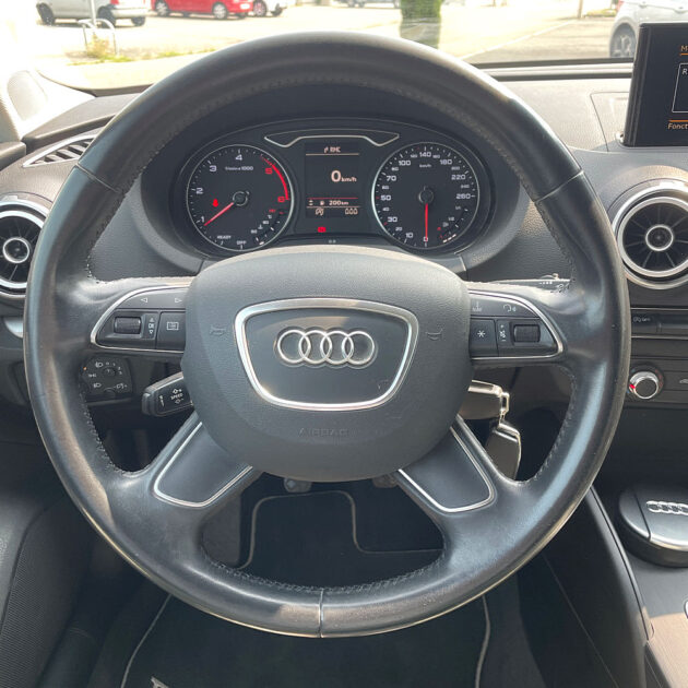 AUDI A3 1.6 TDI 110cv Attraction