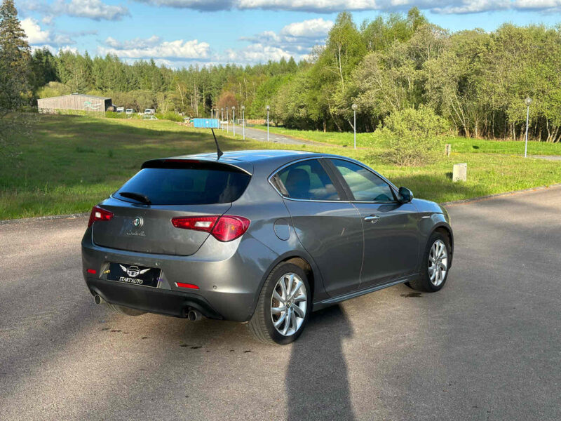 ALFA ROMEO GIULIETTA 2012