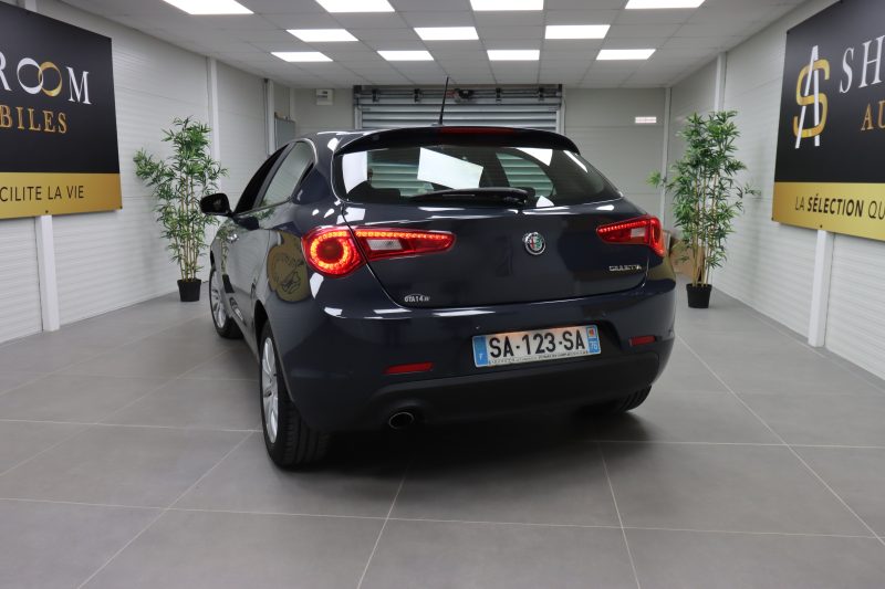 ALFA ROMEO GIULIETTA 2016