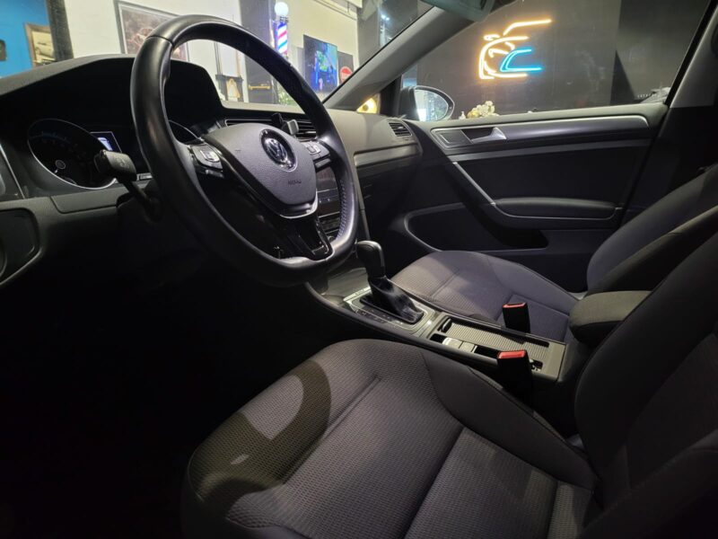 VOLKSWAGEN E-GOLF VII 136cv AppleCarplay , Régulateur / Limiteur