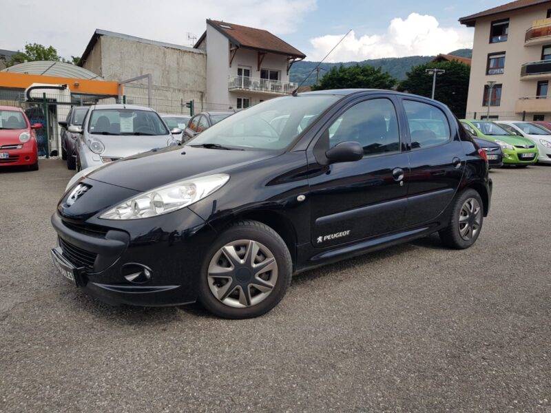 PEUGEOT 206+ 1.1i 60CV TRENDY