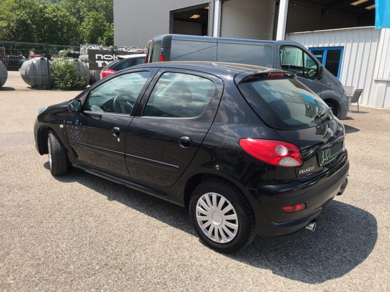 PEUGEOT 206 + *ÉDITION SPÉCIALE* 1.4 hdi FAP Blue lion 68cv - GARANTIE 6 MOIS