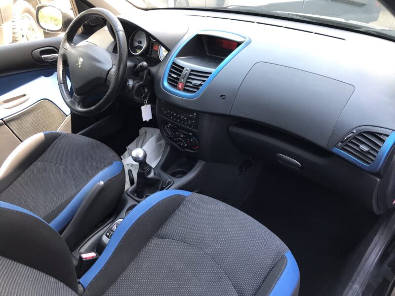 PEUGEOT 206 + *ÉDITION SPÉCIALE* 1.4 hdi FAP Blue lion 68cv - GARANTIE 6 MOIS