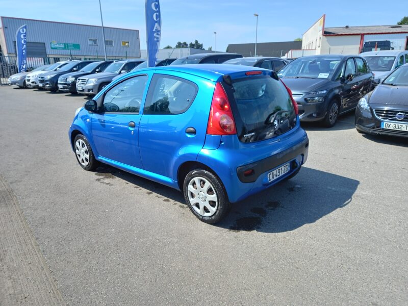 PEUGEOT 107 2009