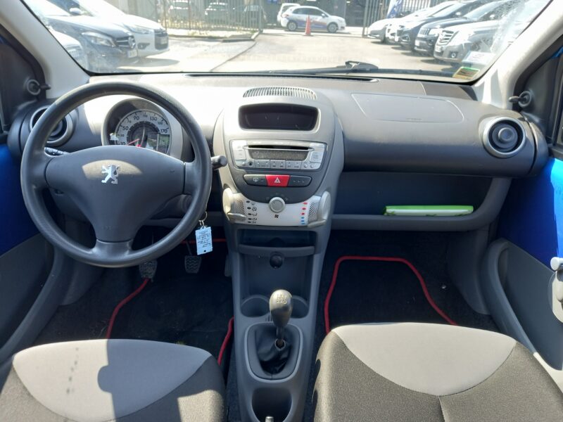 PEUGEOT 107 2009