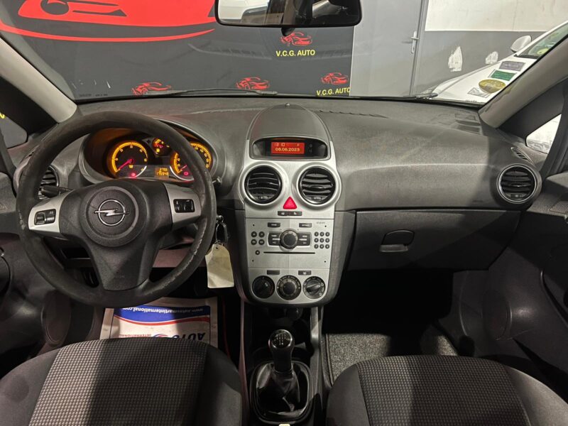 OPEL CORSA D 2013