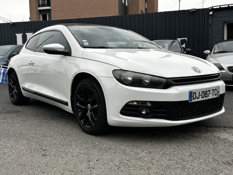 VOLKSWAGEN SCIROCCO TDI 140 DV DSG 