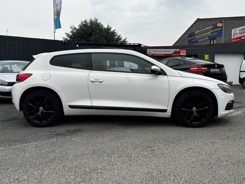 VOLKSWAGEN SCIROCCO TDI 140 DV DSG 