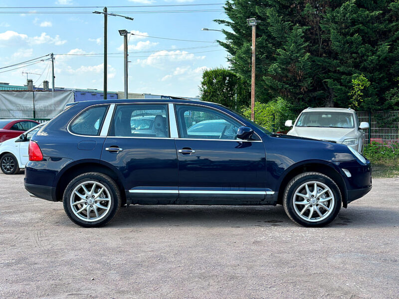 Porsche Cayenne S V8 4,5L 340 CV / Clim / Toit Ouvrant / Paiement 4X Possible