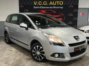 PEUGEOT 5008 2010