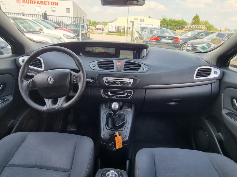 RENAULT SCÉNIC III 1.5 dCi 105 Expression