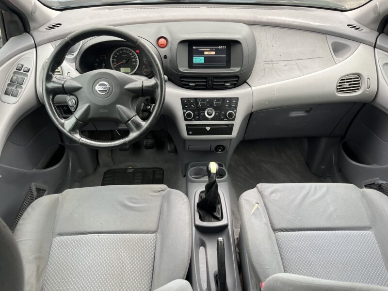 NISSAN ALMERA TINO 2004