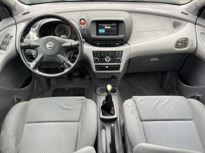 NISSAN ALMERA TINO 2004