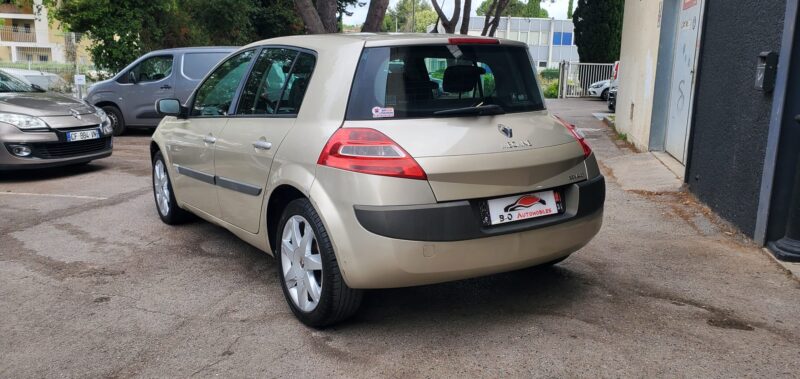 Renault Mégane II 1.6L 16V 112ch, *Crit'Air2*, *Paiement plusieurs fois*