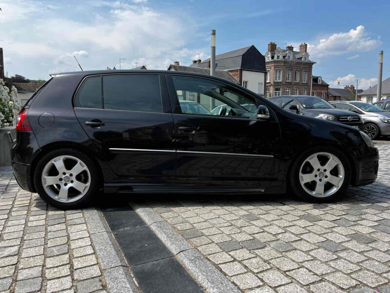 VOLKSWAGEN GOLF 2008