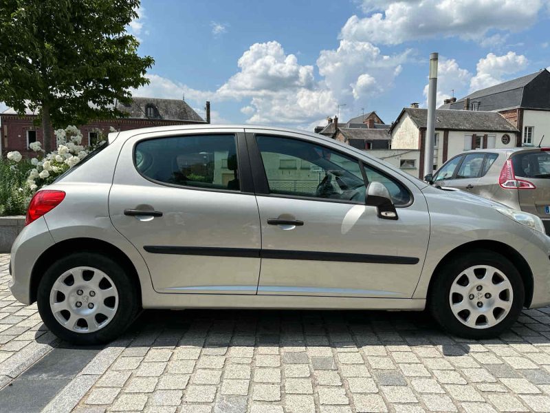 PEUGEOT 207 2006