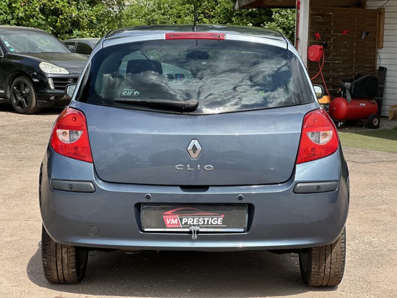 Renault Clio 3 1,2L TCE 100CV / Paiement 4X Possible