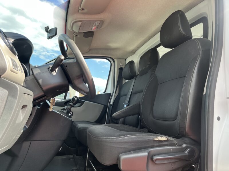 RENAULT TRAFIC III Camionnette 2019