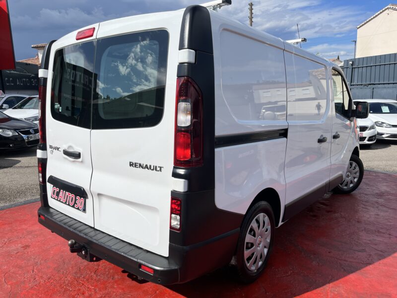 RENAULT TRAFIC III Camionnette 2019