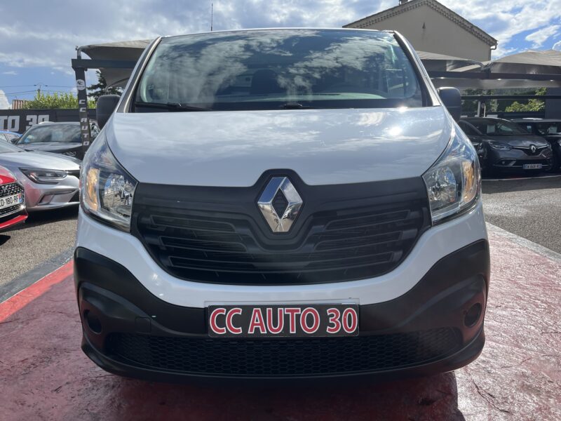 RENAULT TRAFIC III Camionnette 2019