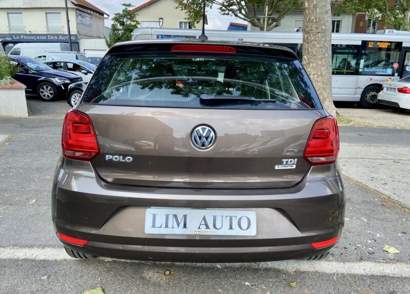 VOLKSWAGEN POLO V 2015