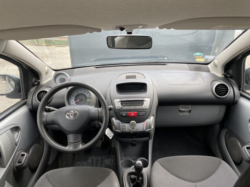 TOYOTA AYGO 2009