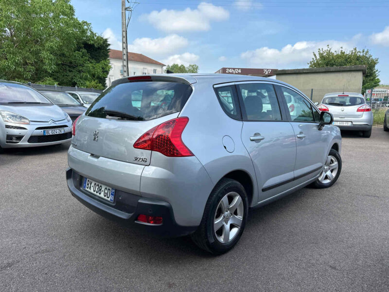 PEUGEOT 3008 Monospace 2011