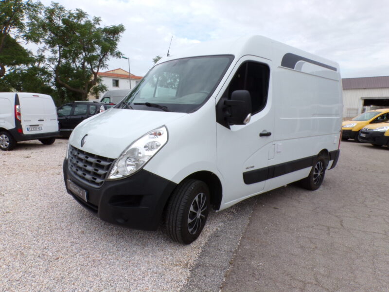 RENAULT MASTER III Camionnette 2013