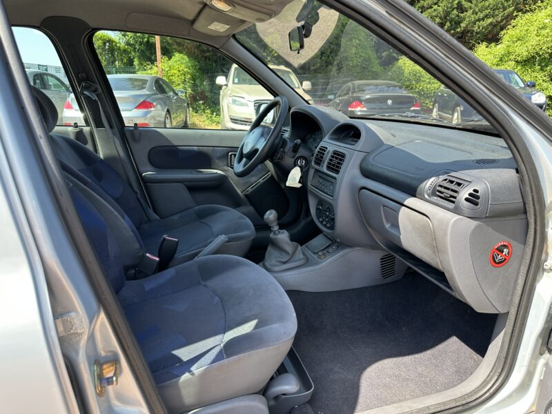 RENAULT CLIO 2 1,9L DTI 80 CV / CLIM / Paiement 4X Possible