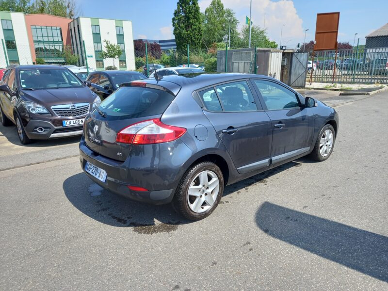 RENAULT MEGANE III 3/5 portes 2012