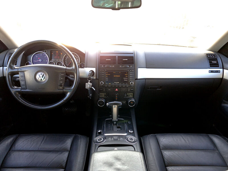 VOLKSWAGEN TOUAREG 2006