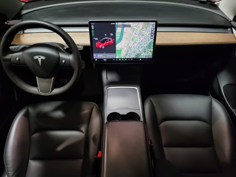 TESLA MODEL 3 SR+ 325CV Première Main