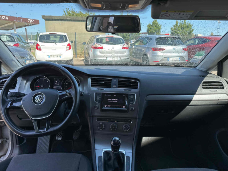 VOLKSWAGEN GOLF VII 2015